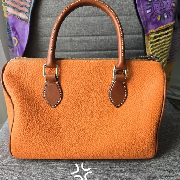 NWT Dooney & Bourke Clementine 🍊 Pebble Leather Barrel Satchel - Picture 5 of 10